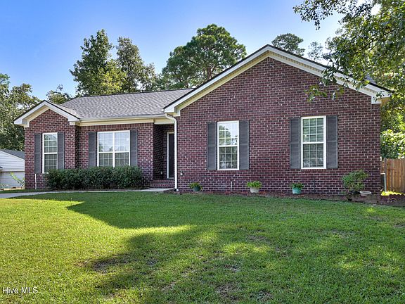 3rd image of 372 Ashley Mill Road