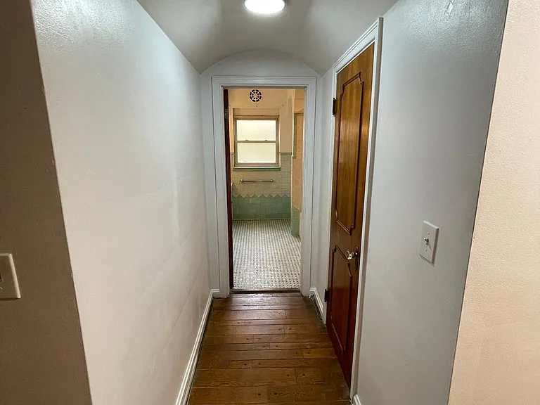 877 Ludlow Ave #4 — Photo 19