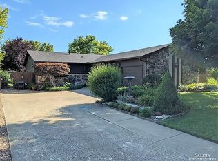 804 Mike Dr, Salina, KS 67401