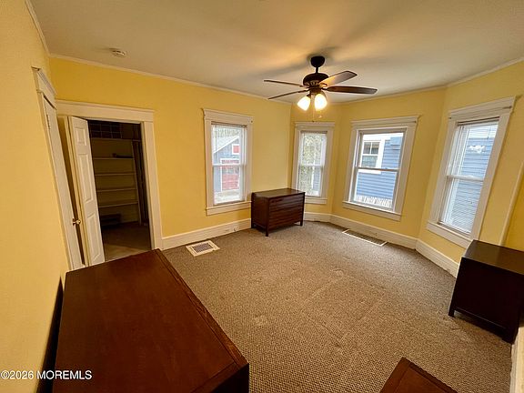 3rd image of 24 Waverly Pl #A