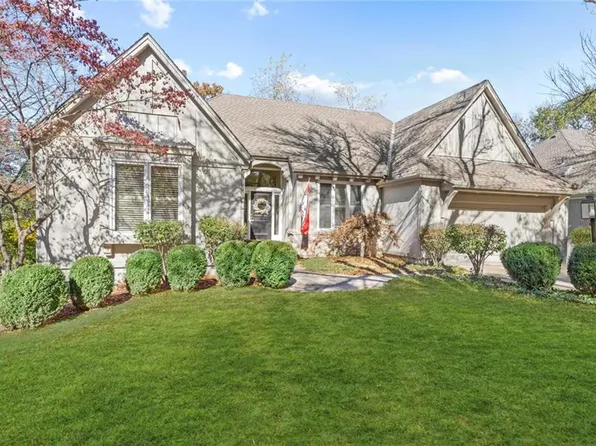 12448 Granada Dr, Leawood, KS 66209