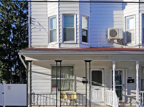 1734 W Norwegian St, Pottsville, PA 17901