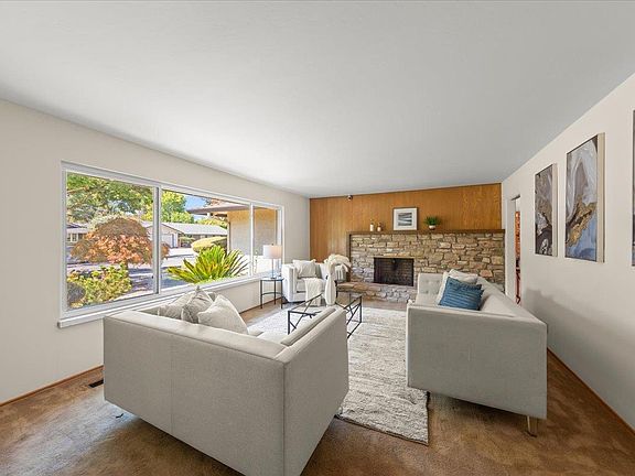 4th image of 5167 Country Ln