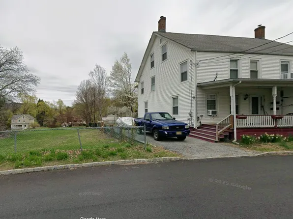 43 Linwood Ave, Hamburg, NJ 07419