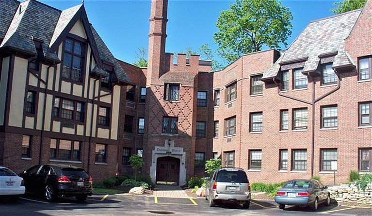 1st image of 1211 Far Hills Ave