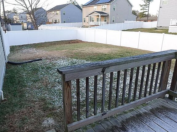 3rd image of 2198 Craven Ln