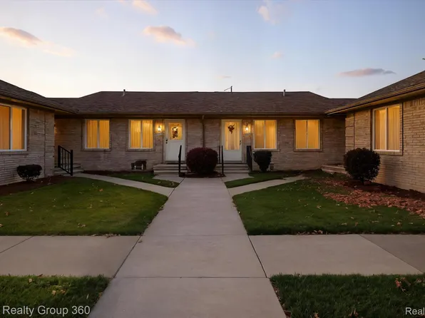 26943 Villa Calabrese, Warren, MI 48091