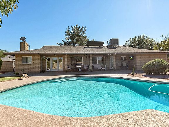 4th image of 3430 E Desert Cove Ave