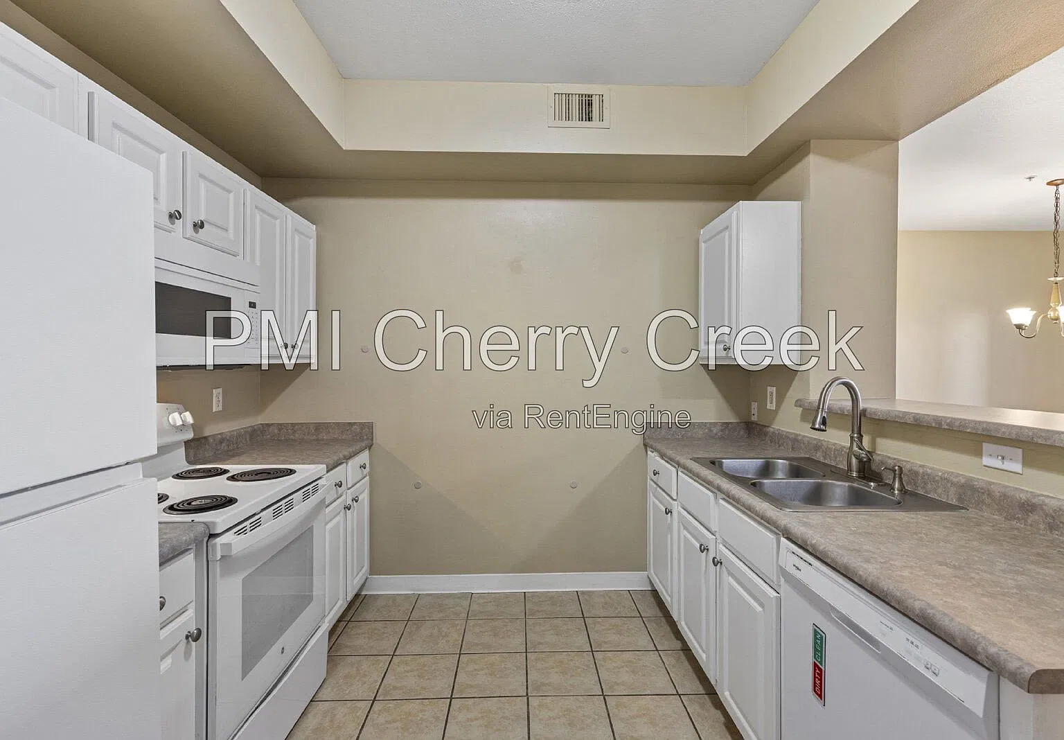2 bed, 2.0 bath, 1038 sqft, $1,700 — Photo 3