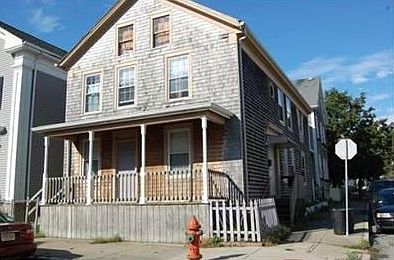 2nd image of 32 Sycamore St