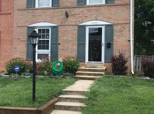 8057 Saint Annes Ct, Alexandria, VA 22309