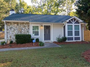 6604 Park Hickory Dr, Charlotte, NC 28227