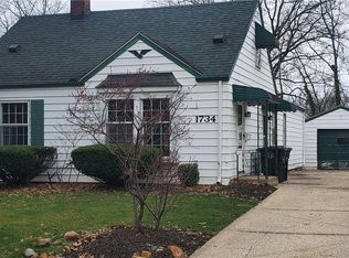 1734 Thornapple Ave, Akron, OH 44301