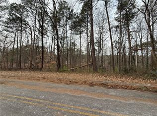 462 Foxfire Ct, Seneca, SC 29672