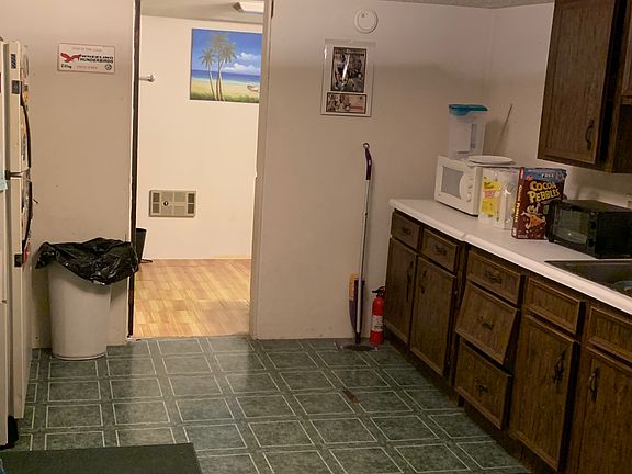 3rd image of 109 Cypress Ave
