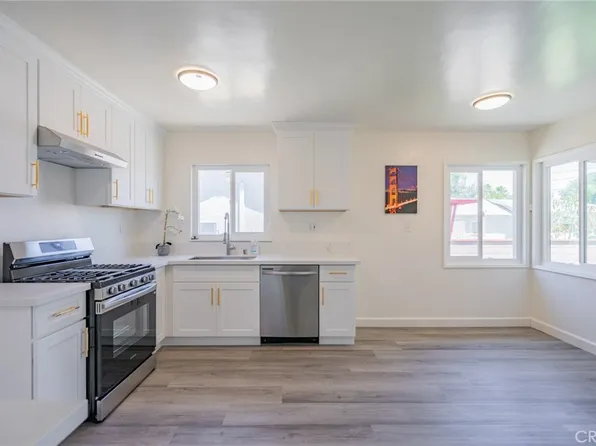 537 W F St, Ontario, CA 91762
