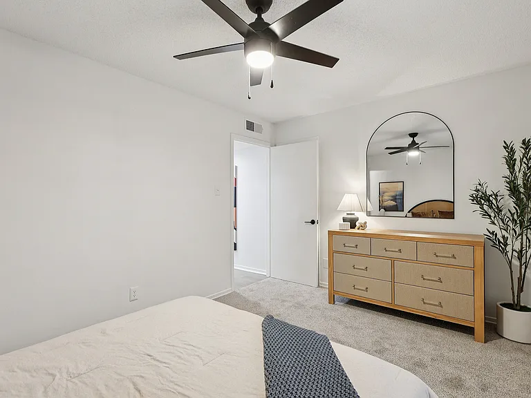 ReNew Bartlett Village — Photo 9