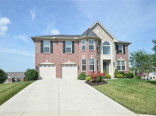 8955 Heather Ann Dr, West Chester, OH 45069
