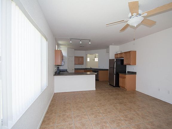 5th image of 103 E Camino Del Abedul