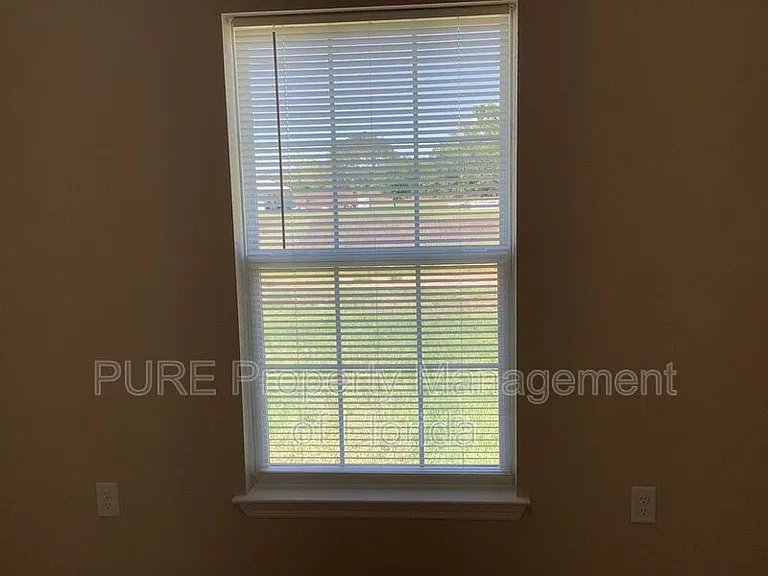 2945 SW 148th Ct — Photo 13