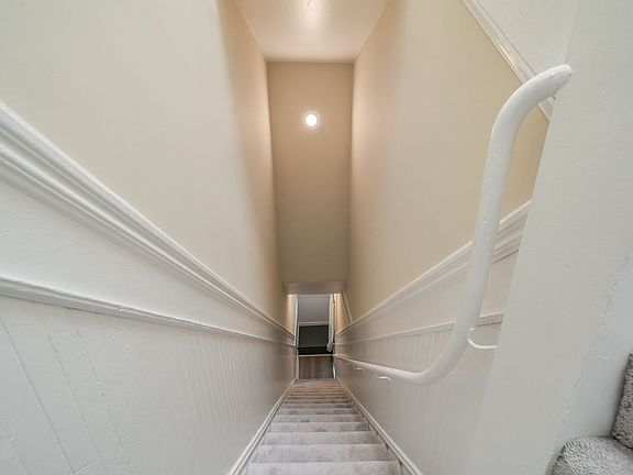 5th image of 517-521 Vallejo St