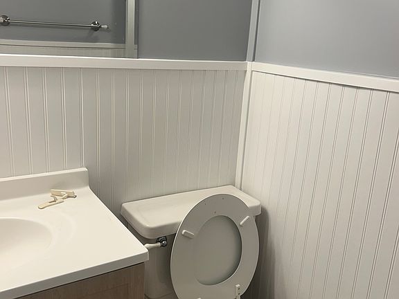 2nd image of 7676 Bowen Ave #4