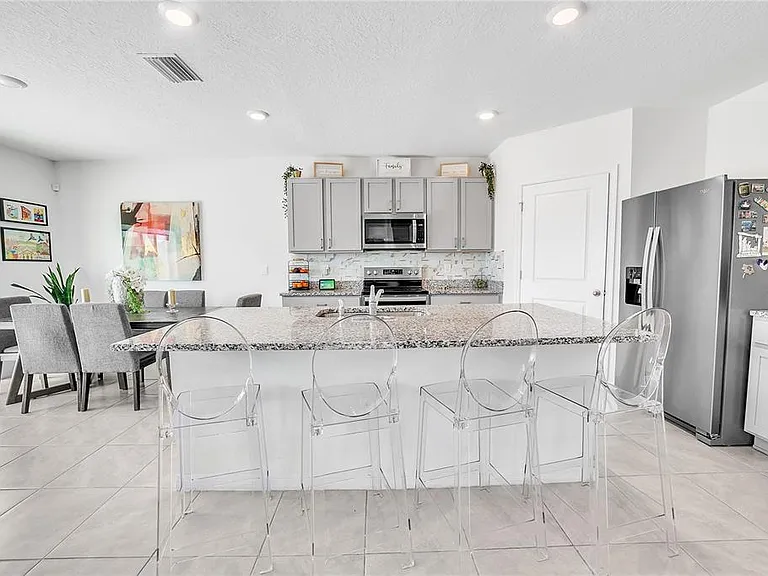 8237 Juning Cv — Photo 14