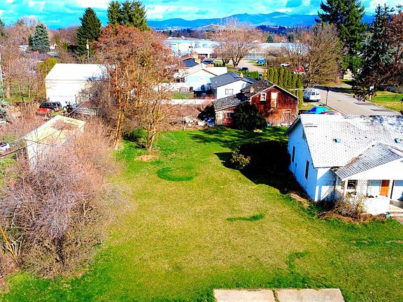 4th image of 423 S Evergreen Rd