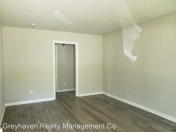 4th image of 217 Sequoia Dr APT C