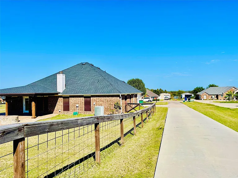 10264 Fireside Ln — Photo 28