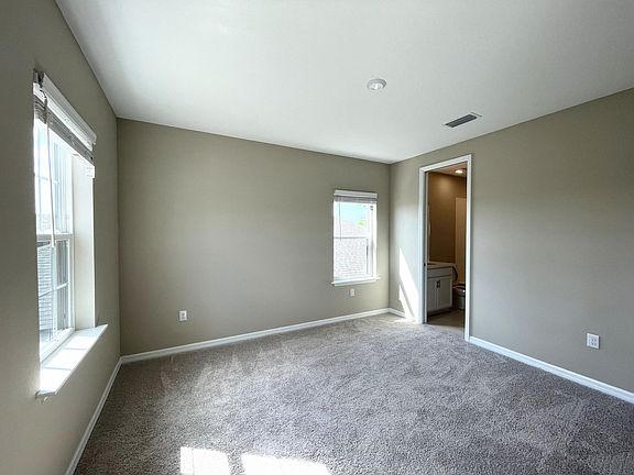 5th image of 15385 Isla Palma Ln