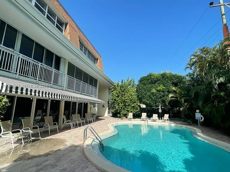 260 Sunrise Dr #H — Photo 38