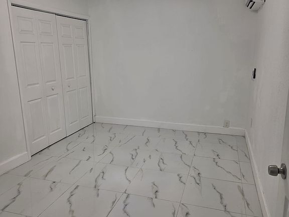 3rd image of 2800 NW 4th St #2