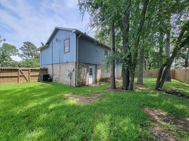 8719 Valley Song Dr — Photo 33