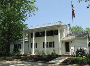 16 W Lakeshore Dr, Browns Mills, NJ 08015