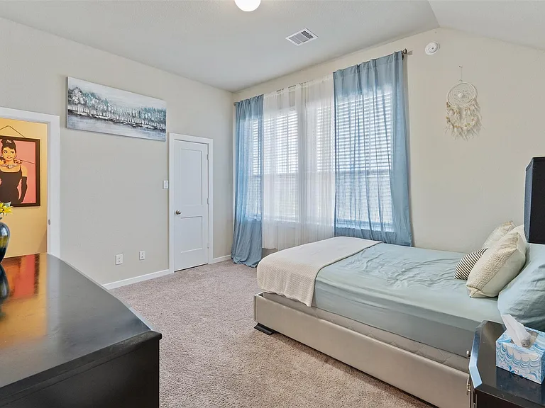 9868 Preserve Way — Photo 18