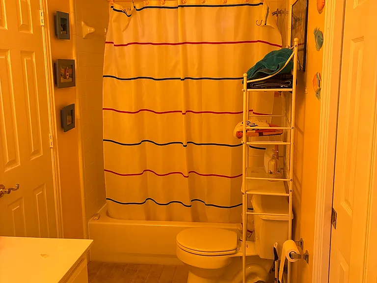 1004 Stanford Ln — Photo 22