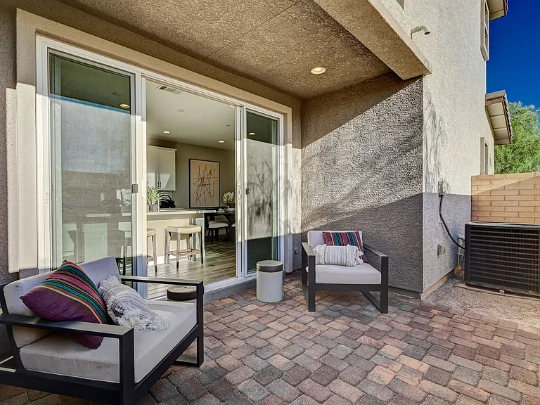 918 Cottonwood Hill Pl — Photo 30