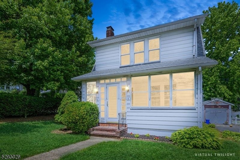 1st image of 118 Coeyman Ave