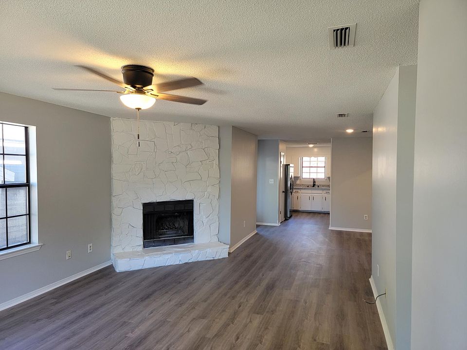 1st image of 2366 Shoal Creek Dr