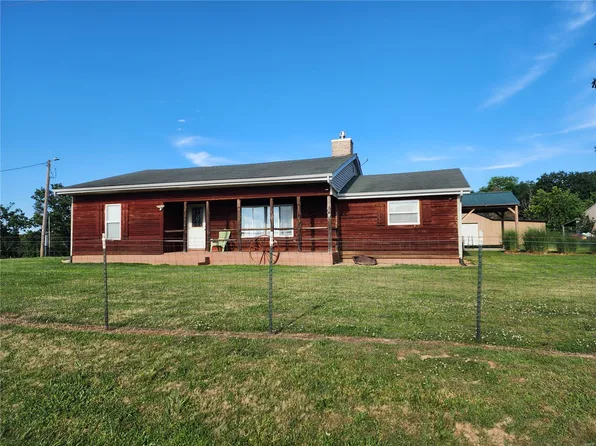 300 Bethel Church Rd, Saint Clair, MO 63077