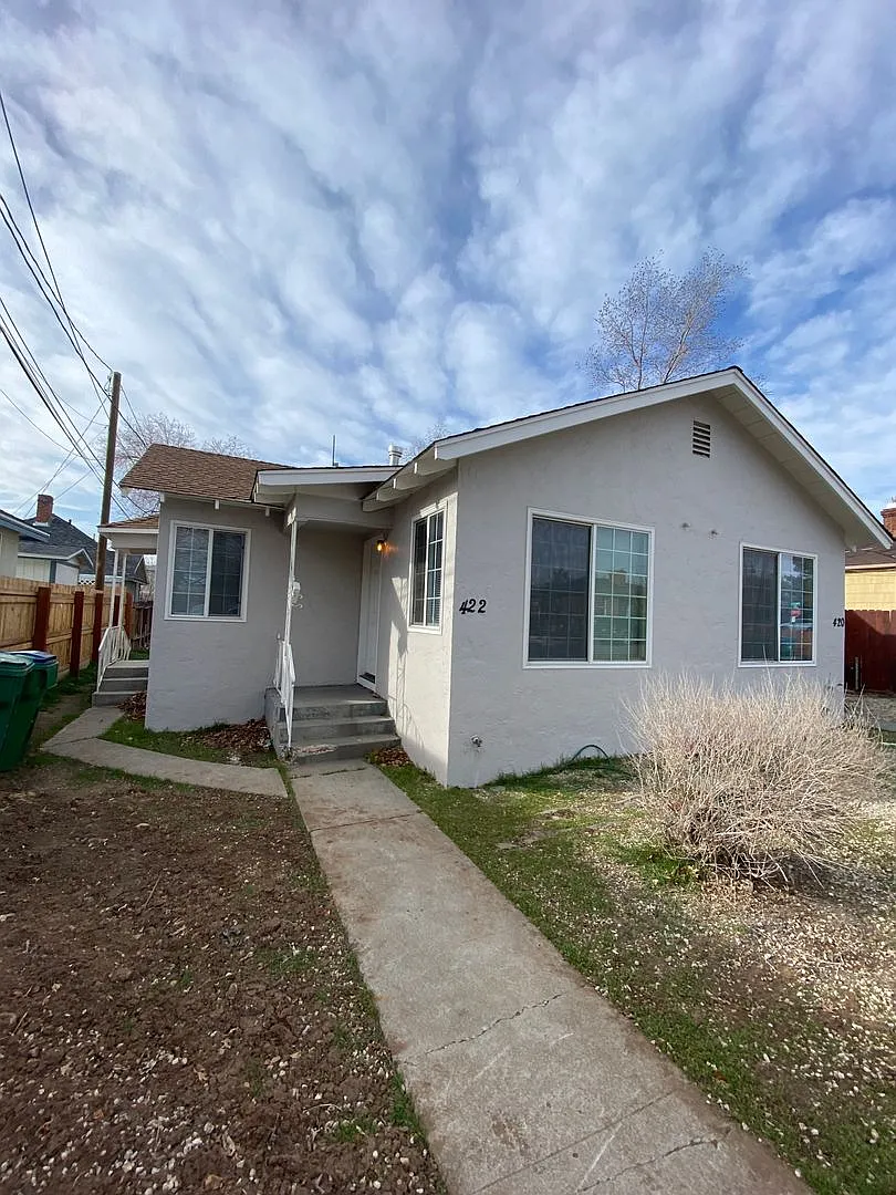Burns/Claremont — Photo 1