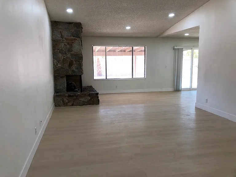 2409 El Tesoro Ct #1 — Photo 5