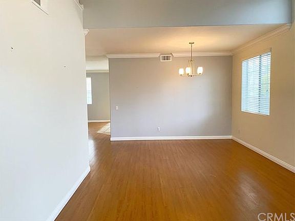 3rd image of 5448 Knight Ct