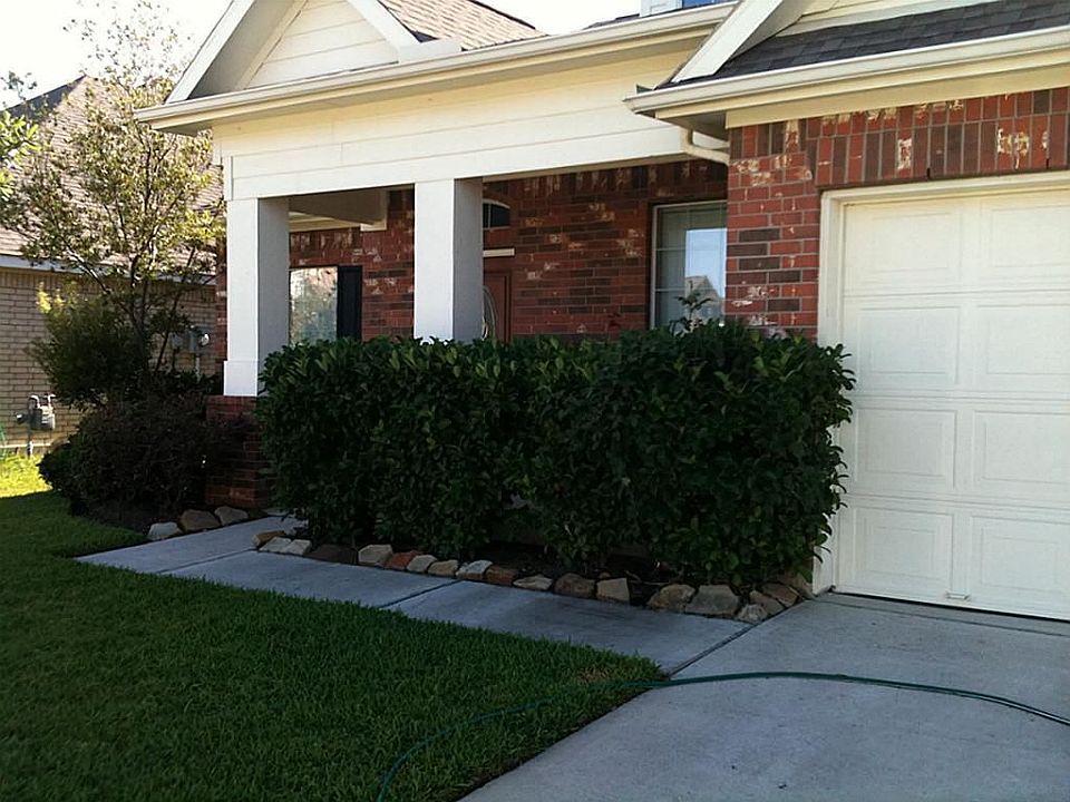 1st image of 11427 Columbia Pines Ln