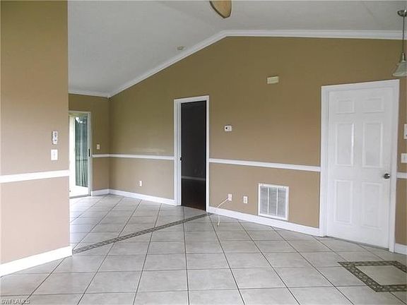 2nd image of 215 Eaglesmere Dr