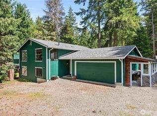 60 E Christmas Tree Pl, Belfair, WA 98528