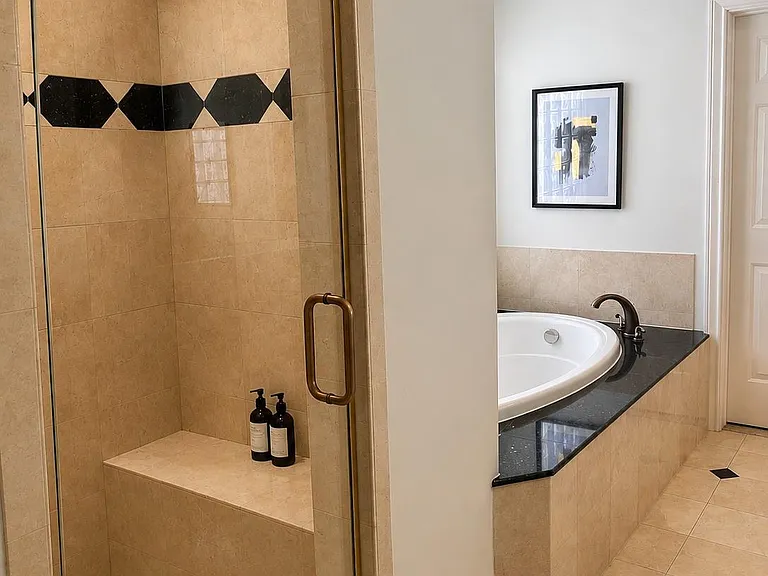 5622 Dolores St — Photo 14