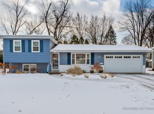 1020 E Prairie Ave, Wheaton, IL