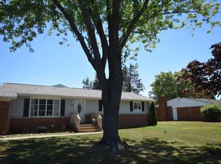 9087 Ann Maria Blvd, Grand Blanc, MI 48439